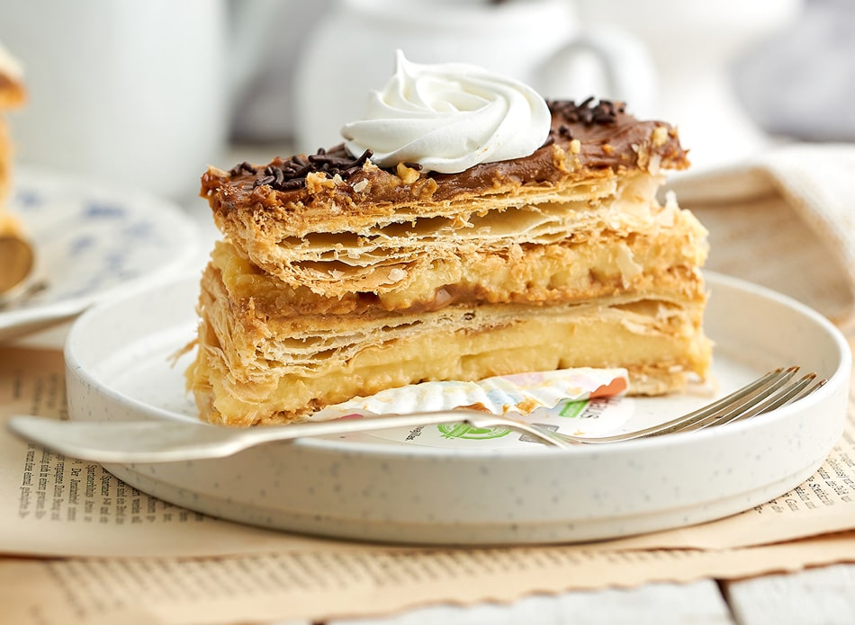 FOLHADO COM CREME VEGAN